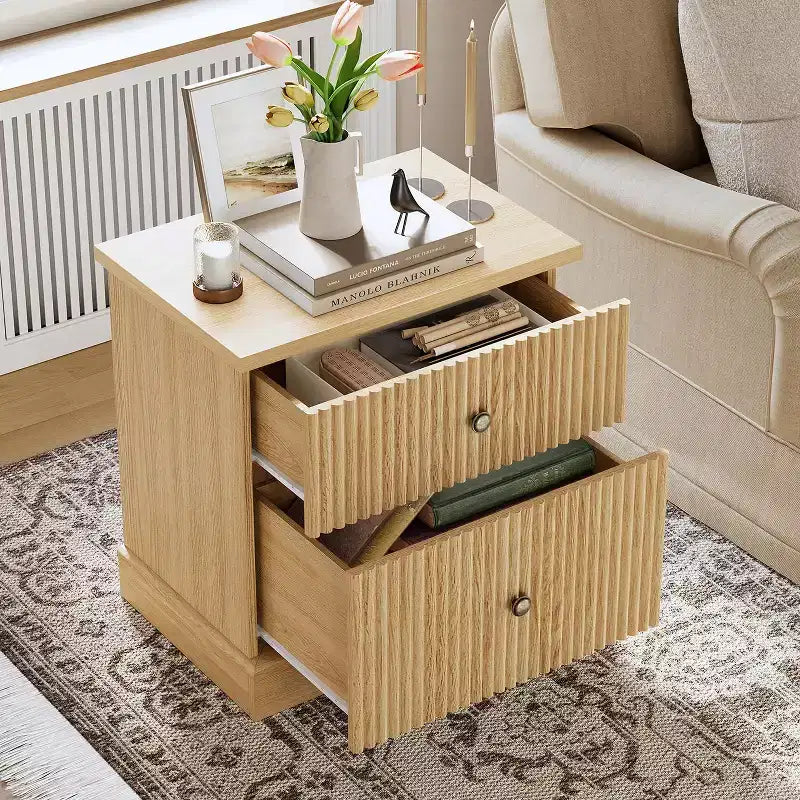 Comodino a 2 cassetti con scanalature in rovere chiaro, stile moderno di metà secolo, singolo
