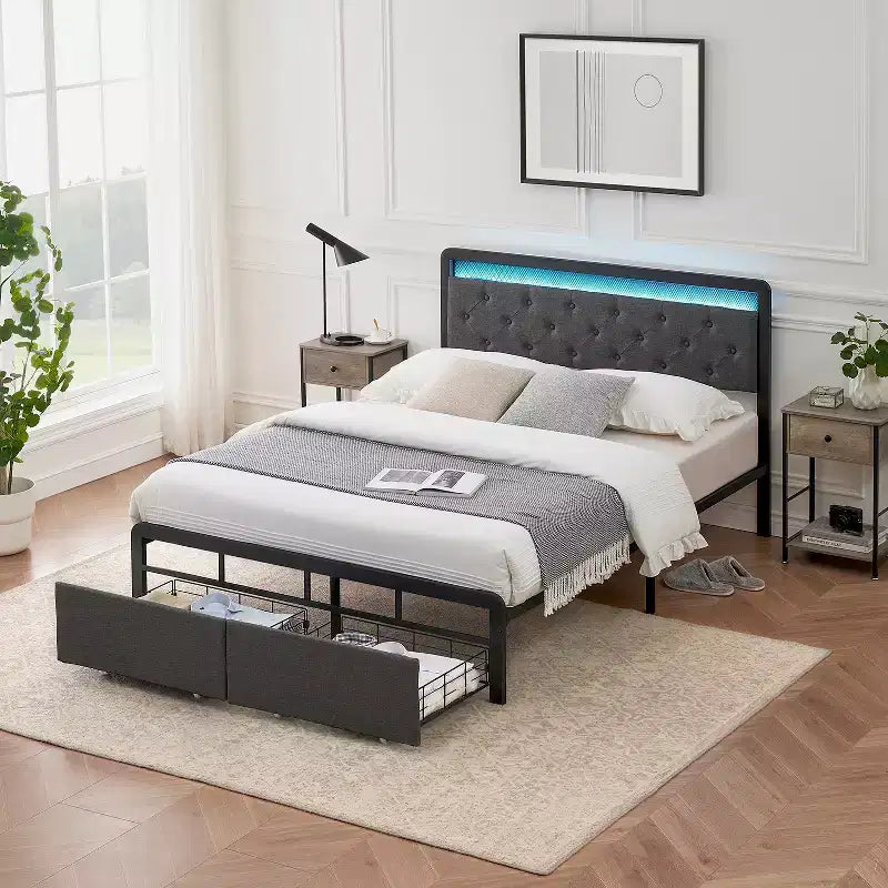 Letto a piattaforma imbottito grigio con testiera a LED e 2 cassetti, matrimoniale/queen size