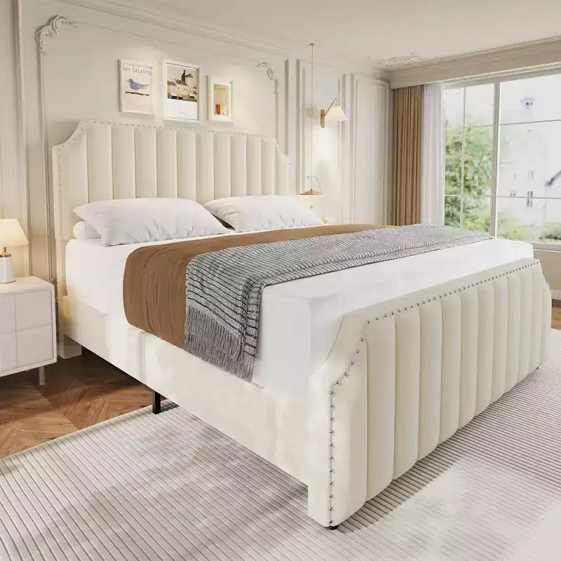 Letto a piattaforma imbottito beige, testiera e pediera trapuntate, senza bisogno di rete a molle, per 1-2 persone